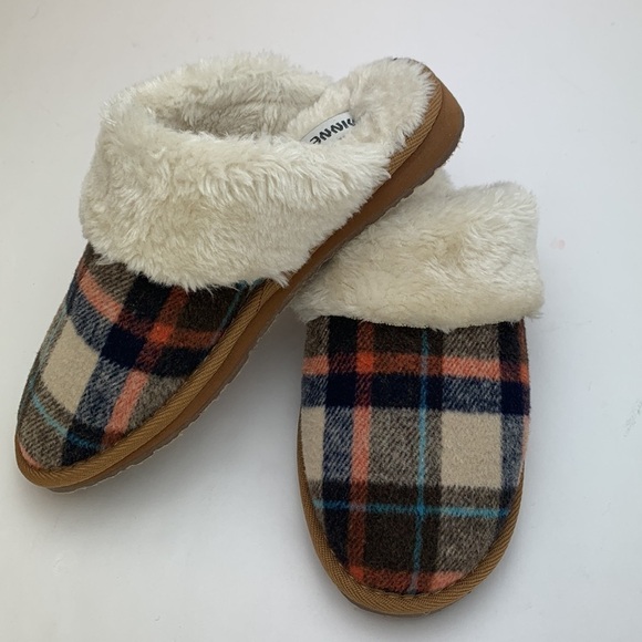Minnetonka Shar Fur Trim Slipper Plaid Print Size 7M - Picture 2 of 16